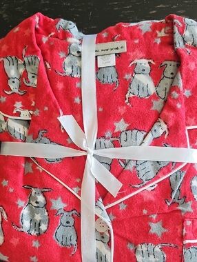 ANNA New York Red Sheep Print Women's Pajama Top